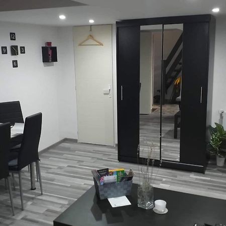 Little-Oasis Apartment Budapest Esterno foto