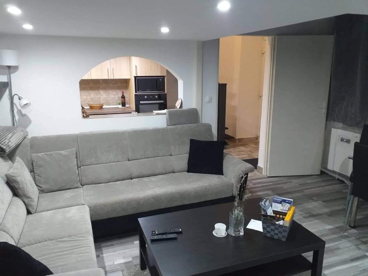 Little-Oasis Apartment Budapest Esterno foto