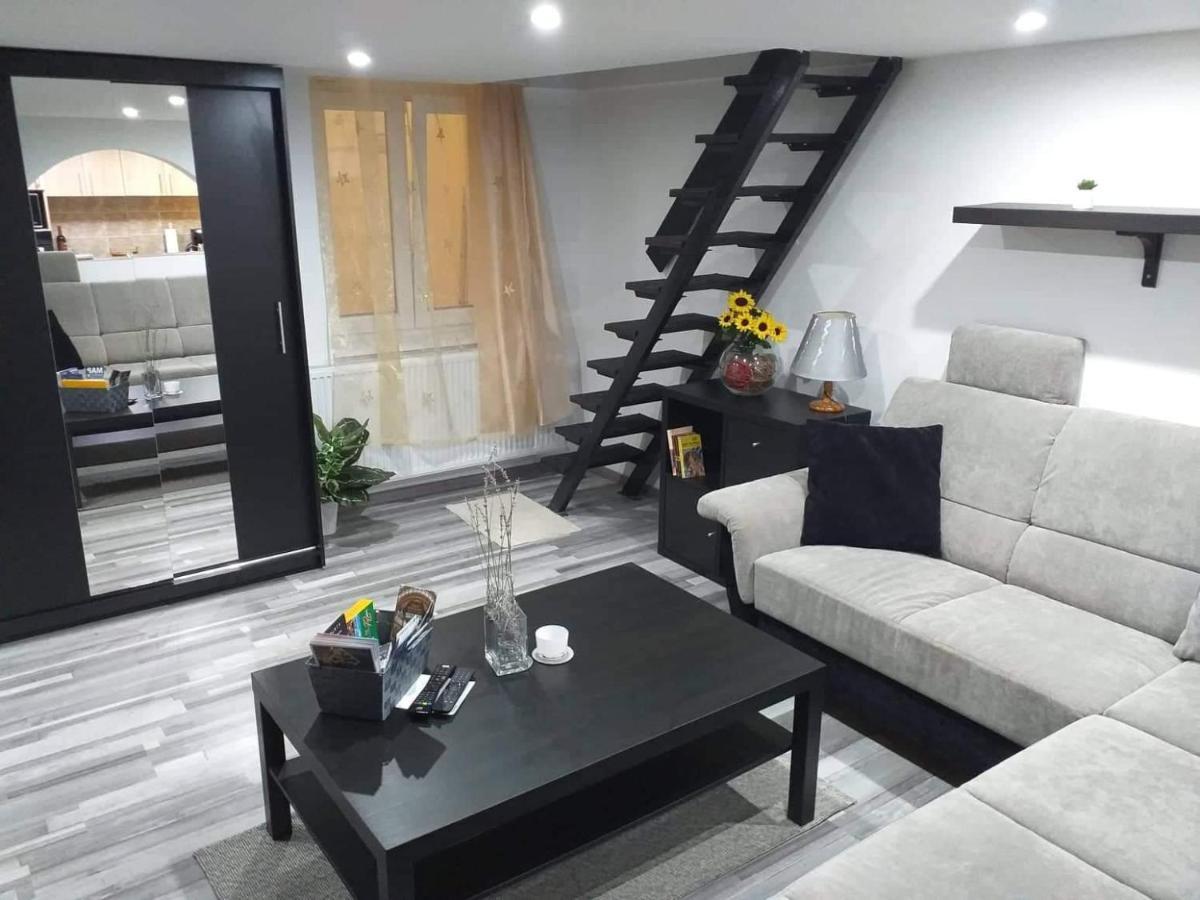 Little-Oasis Apartment Budapest Esterno foto